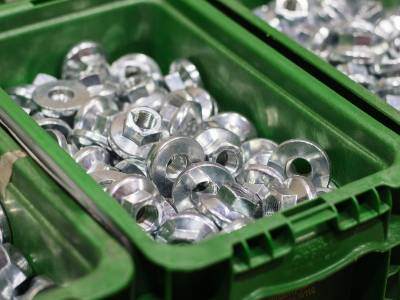 standard-fasteners-1